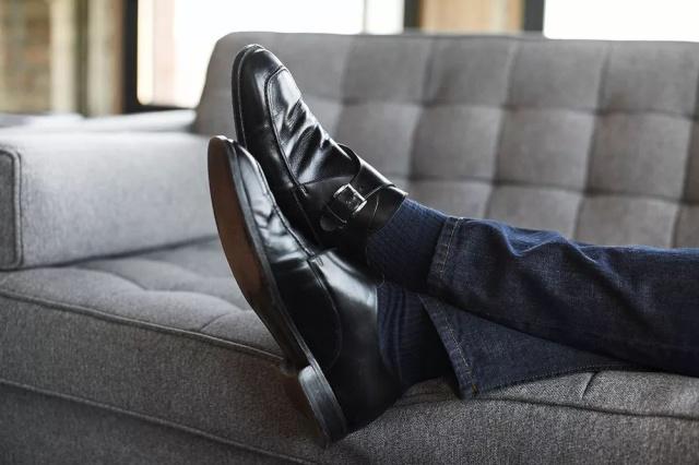 Are your leather shoes only paired with trousers? That's too wasteful, so quickly put on jeans and try it!